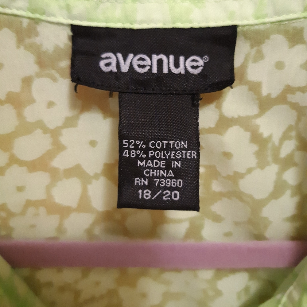 Avenue - Picture 3 of 4